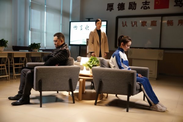 线上炒股配资开户平台 过于强调竞争的教育，对孩子价值观的影响非常可怕